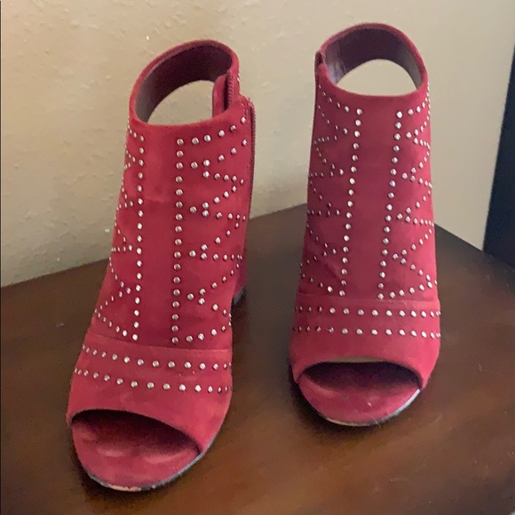 Vince Camuto Bootie - Picture 1 of 4